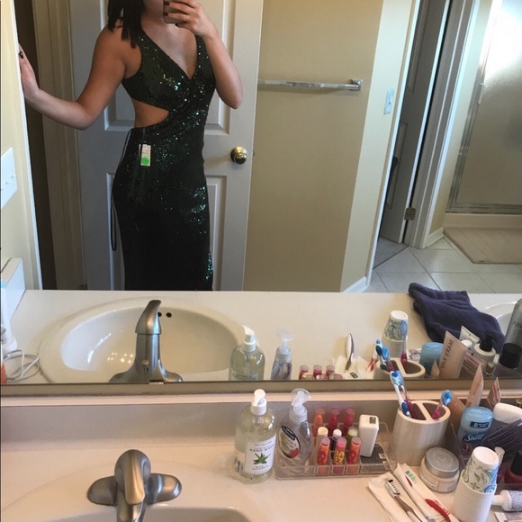 Sherri Hill Dresses & Skirts - Ball/Prom dress